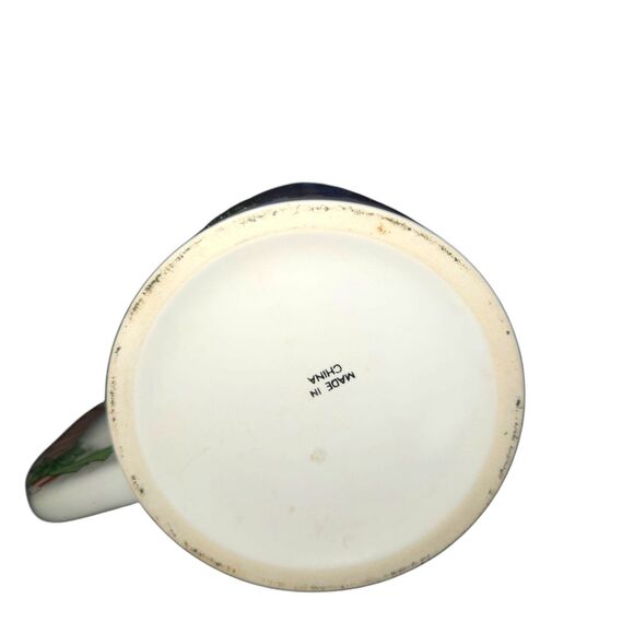 Vintage Unbranded Ceramic Christmas Train With Candy Cane Handle Coffee Cup Mug - Picture 6 of 13